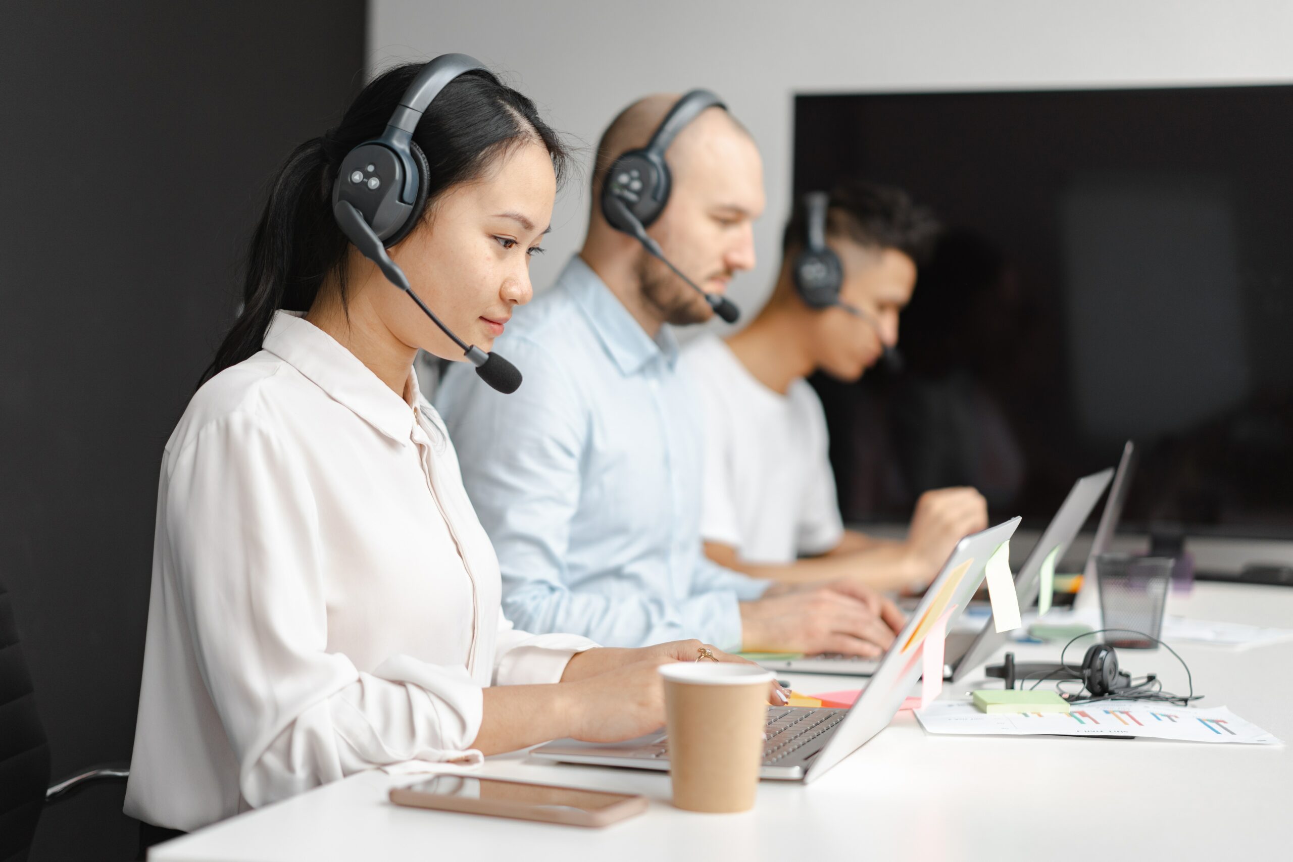 5 Signs You Need a Customer Service Virtual Assistant